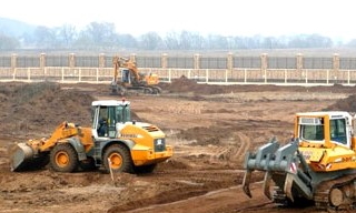 Планировка участка бульдозером в Верхней Пышме от 944 руб. Цены за м2 - 2Землекопа-Врх