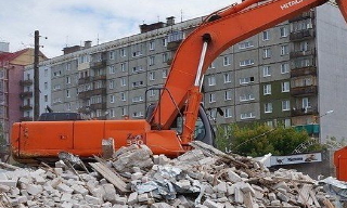 Вывоз строительного мусора с участка в Верхней Пышме недорого от 1574 руб. | 2Землекопа-Врх