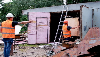 Демонтаж гаражей в Верхней Пышме, цена от 1783 руб. – услуги под ключ от 2Землекопа-Врх