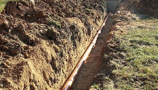 Копка траншей для водопровода в Верхней Пышме: цена за метр от 944 руб.